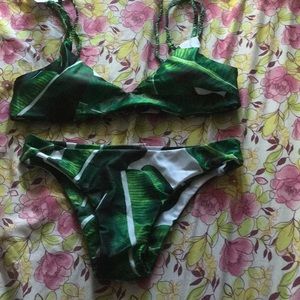 Leafy bikini